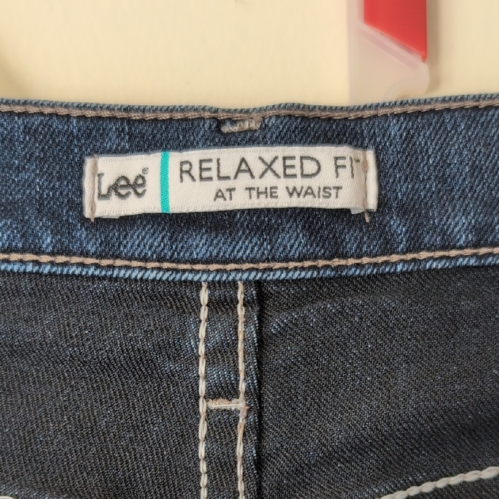 Lee Women's Straight Leg Jeans - Dark Blue - Picture 2 of 5